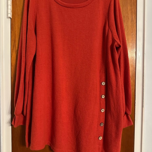 Emerald Tops - Emerald Red Boxy Tunic with Buttoned Details
